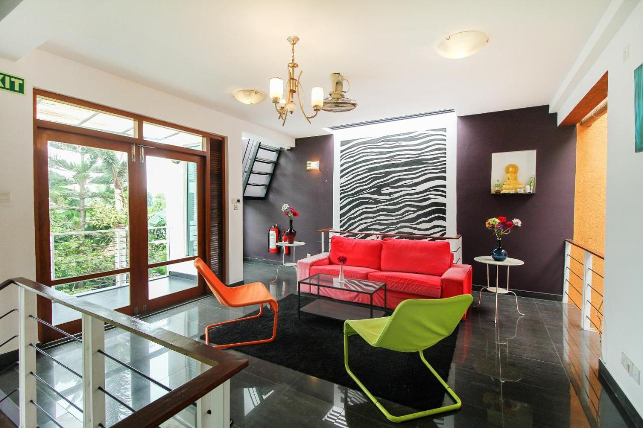 Oyo 437 Amali Residence Нугегода Экстерьер фото