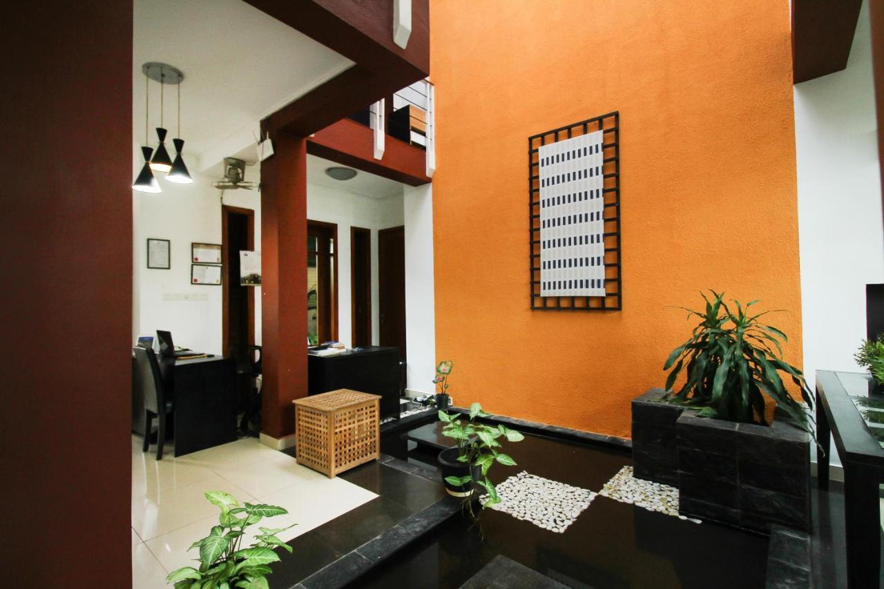 Oyo 437 Amali Residence Нугегода Экстерьер фото