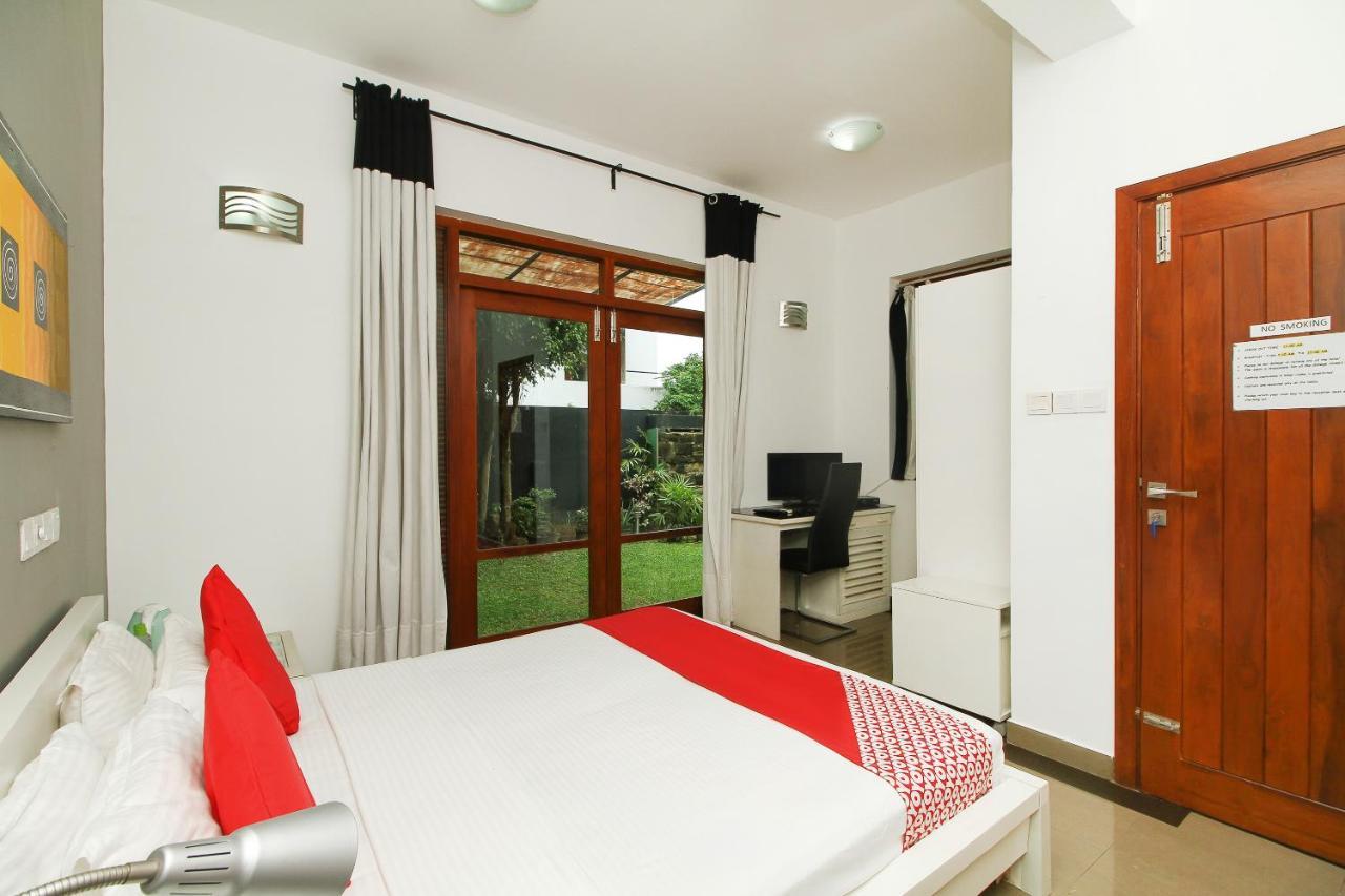 Oyo 437 Amali Residence Нугегода Экстерьер фото